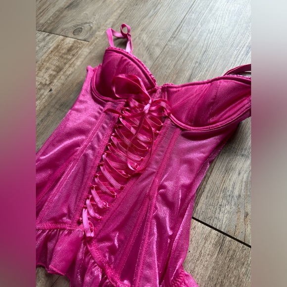 Y2K hot pink bustier corset top - Picture 7 of 8